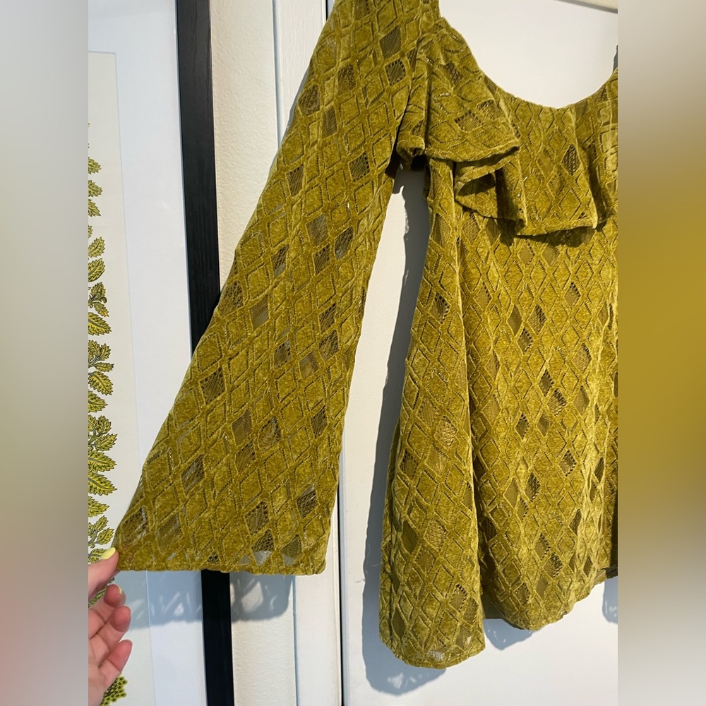 x REVOLVE Resina Mini Dress in Chartreuse Green
House of Harlow 1960 Size Large - Picture 4 of 6